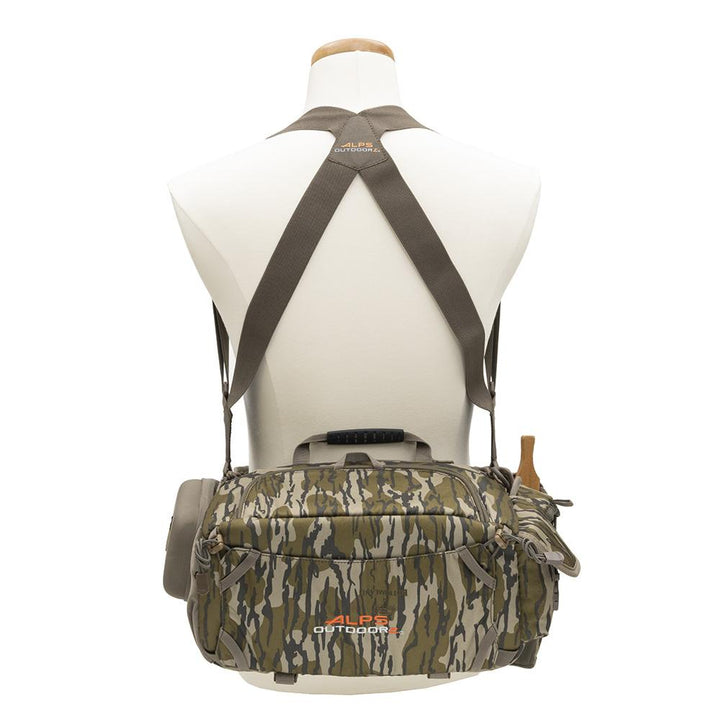 Alps Outdoorz Turkey Tracker Waist Pack Mossy Oak Bottomland Comfortable Durable