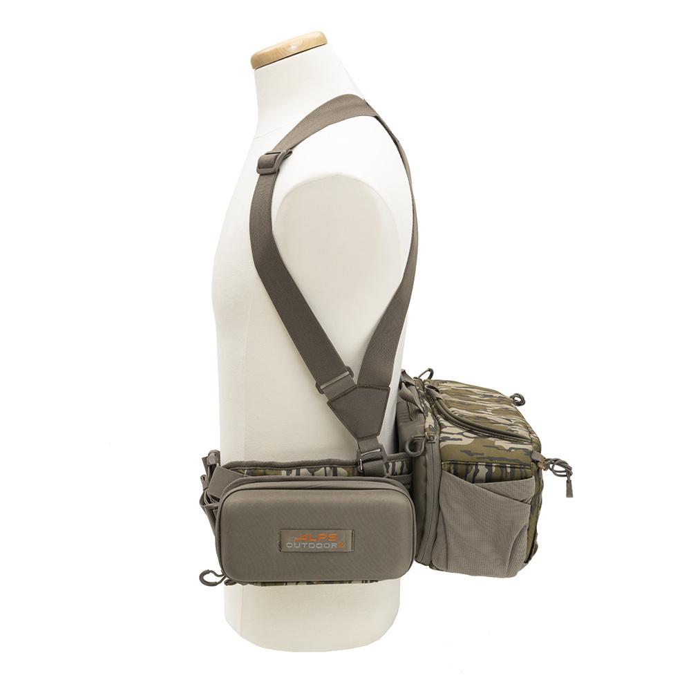 Alps Outdoorz Turkey Tracker Waist Pack Mossy Oak Bottomland Comfortable Durable