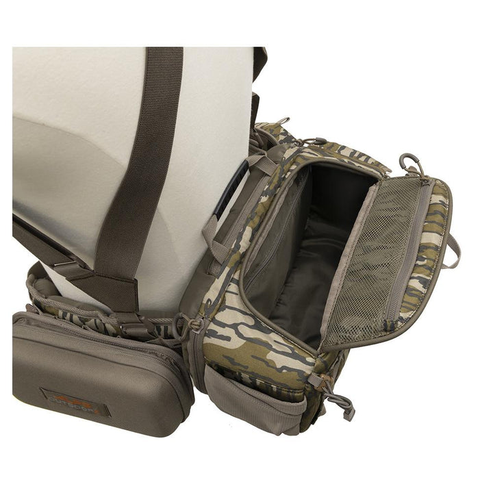 Alps Outdoorz Turkey Tracker Waist Pack Mossy Oak Bottomland Comfortable Durable