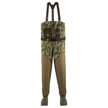 Load image into Gallery viewer, LaCrosse Alpha Agility Select Waders Front Zip Mossy Oak Bottomland 8
