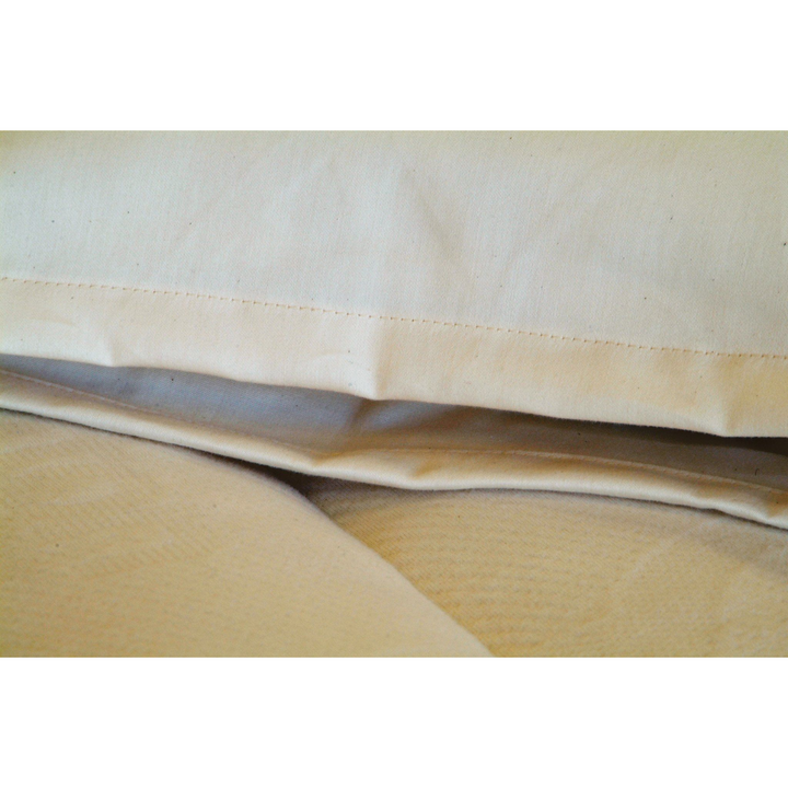 Almohada acurrucable Holy Lamb Organics, ultrasuave y sostenible, 32 x 44 cm