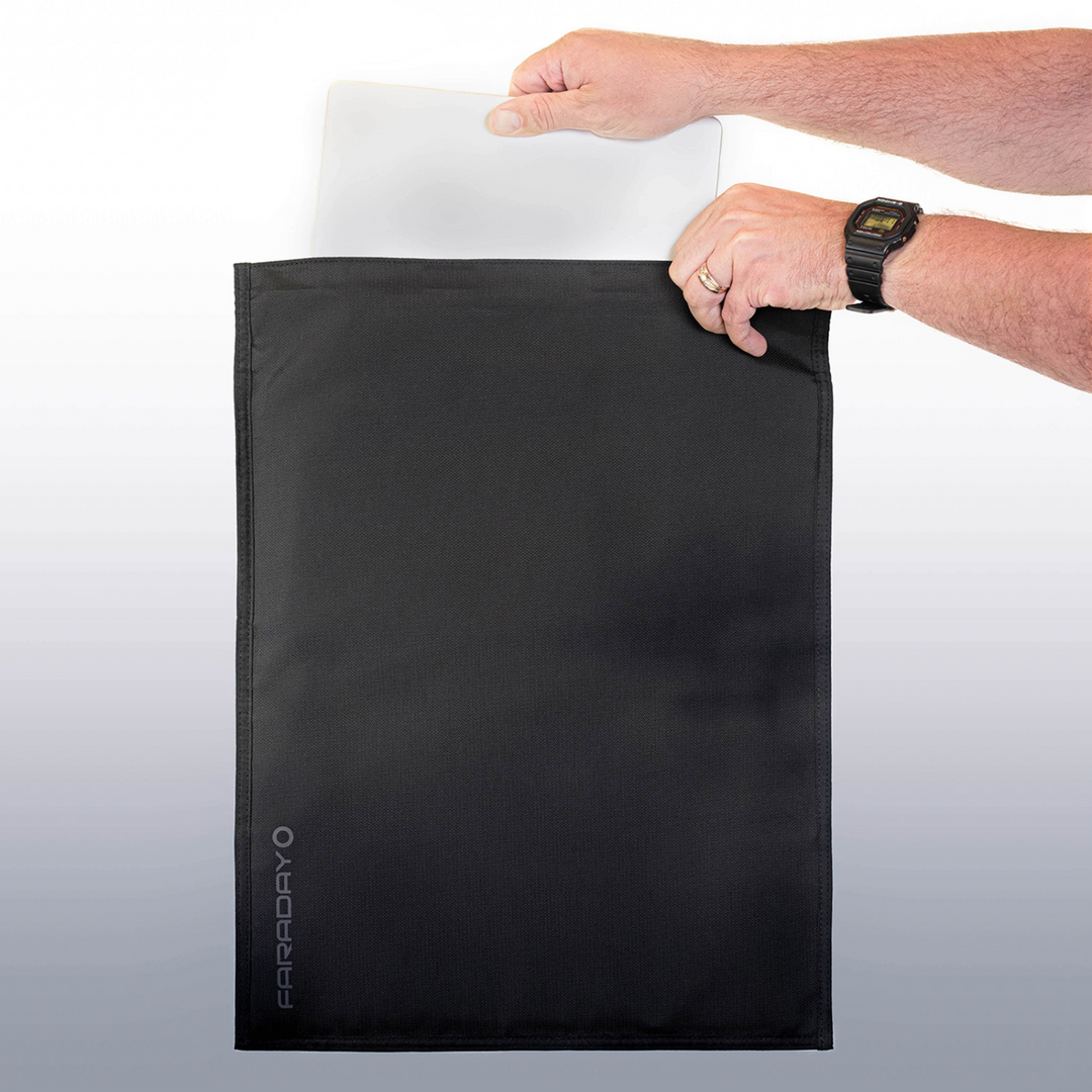 Bolsa para portátil Faraday Jacket Pro Cordura XL con cierre magnético de 14″ x 17″