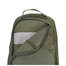 Load image into Gallery viewer, Vertx Long Walks Pack 15L Backpack Canopy Green Commute
